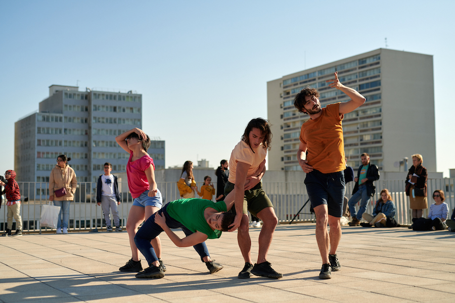 Voilà l'été, le festival gratuit de danse à Lyon et alentours.