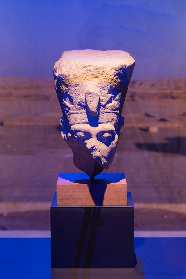 Un des 600 objets de l'exposition Toutankhamon, à la découverte du pharaon oublié à la Sucrière à Lyon.