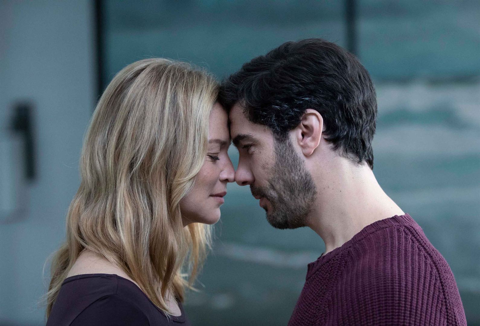 Virginie Efira et Tahar Rahim dans Don Juan de Serge Bozon.