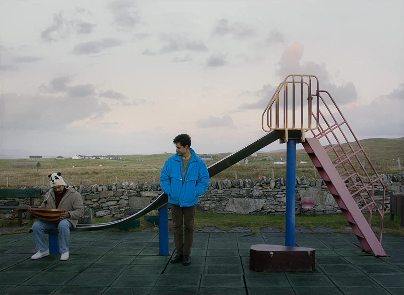 Limbo; un film de Ben Sharrock.