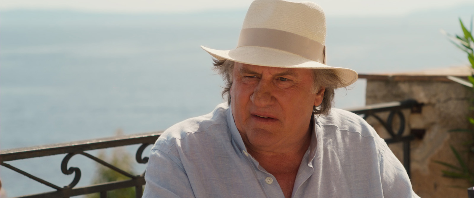 Gérard Depardieu dans Les Volets verts de Jean Becker.