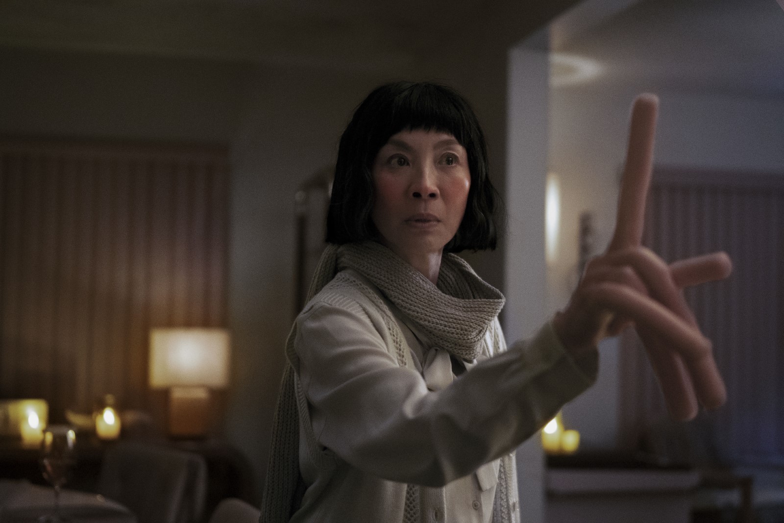 Michelle Yeoh dans Everything, everywhere all at once.