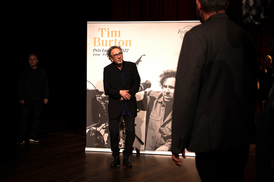 Tim Burton pour reveoir son prix Lumière à Lyon.