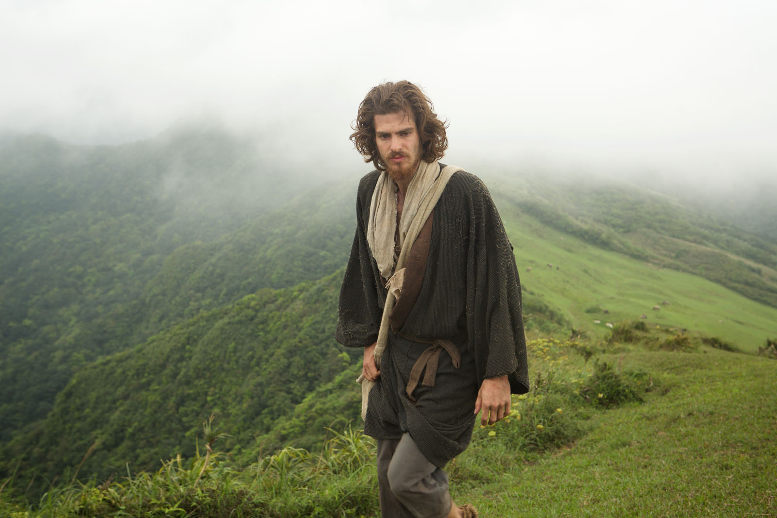 Andrew Garfield au milieu des paysages de Silence de Martin Scorsese.