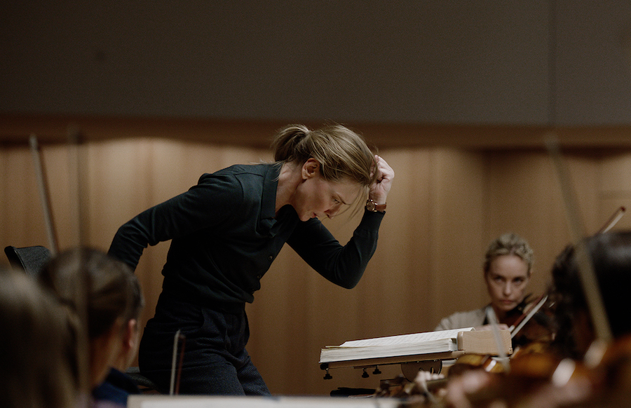 Cate Blanchett en enregistrement de cheffe d'orchestre dans Tar.