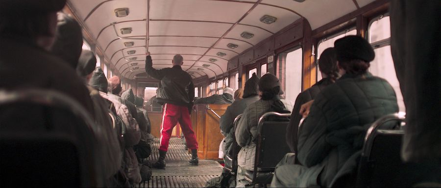 pantalon dans tramway d'époque russe dans Le Capitaine Volkonogov.
