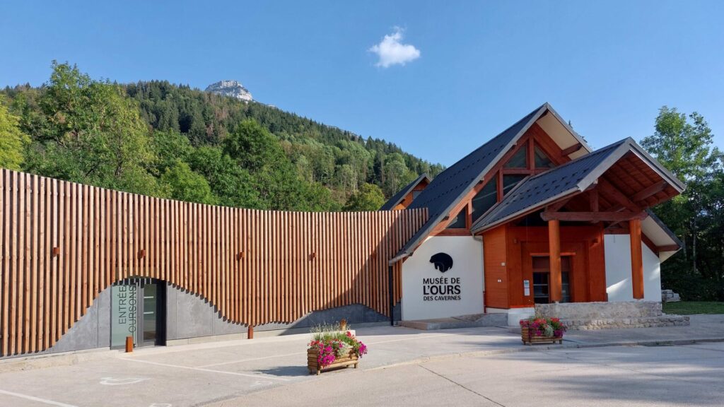 A la recherche de l’Ours des cavernes en Savoie