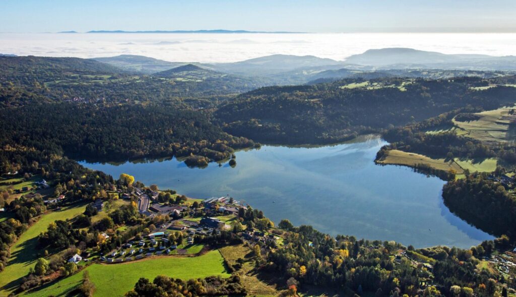 Lac d’Aydat, le plus grand lac naturel d’Auvergne
