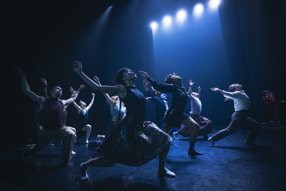 Theater of dreams, le nouveau rêve éveillé de Hofesh Shechter